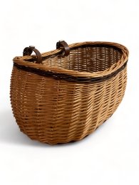 Bend basket with leather straps