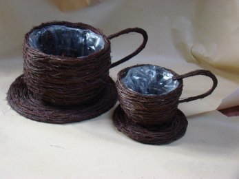 Birchwood teacup pot